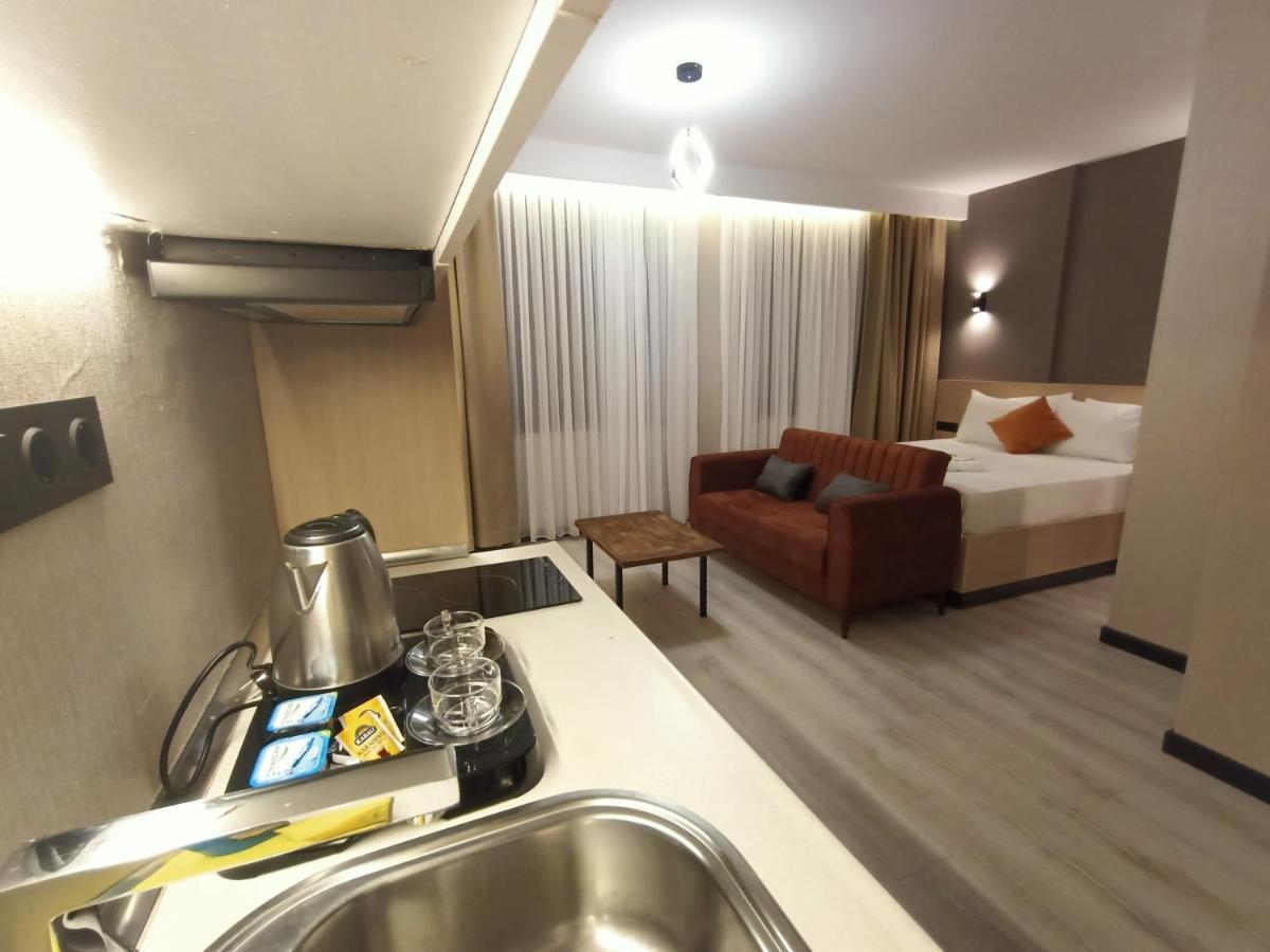 New Falcon Palas Otel Истанбул Екстериор снимка